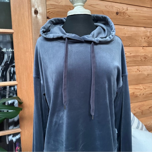Navy Blue Soft Velour Pullover Athleisure Drawstring Hoodie Women’s Size L - Picture 2 of 9